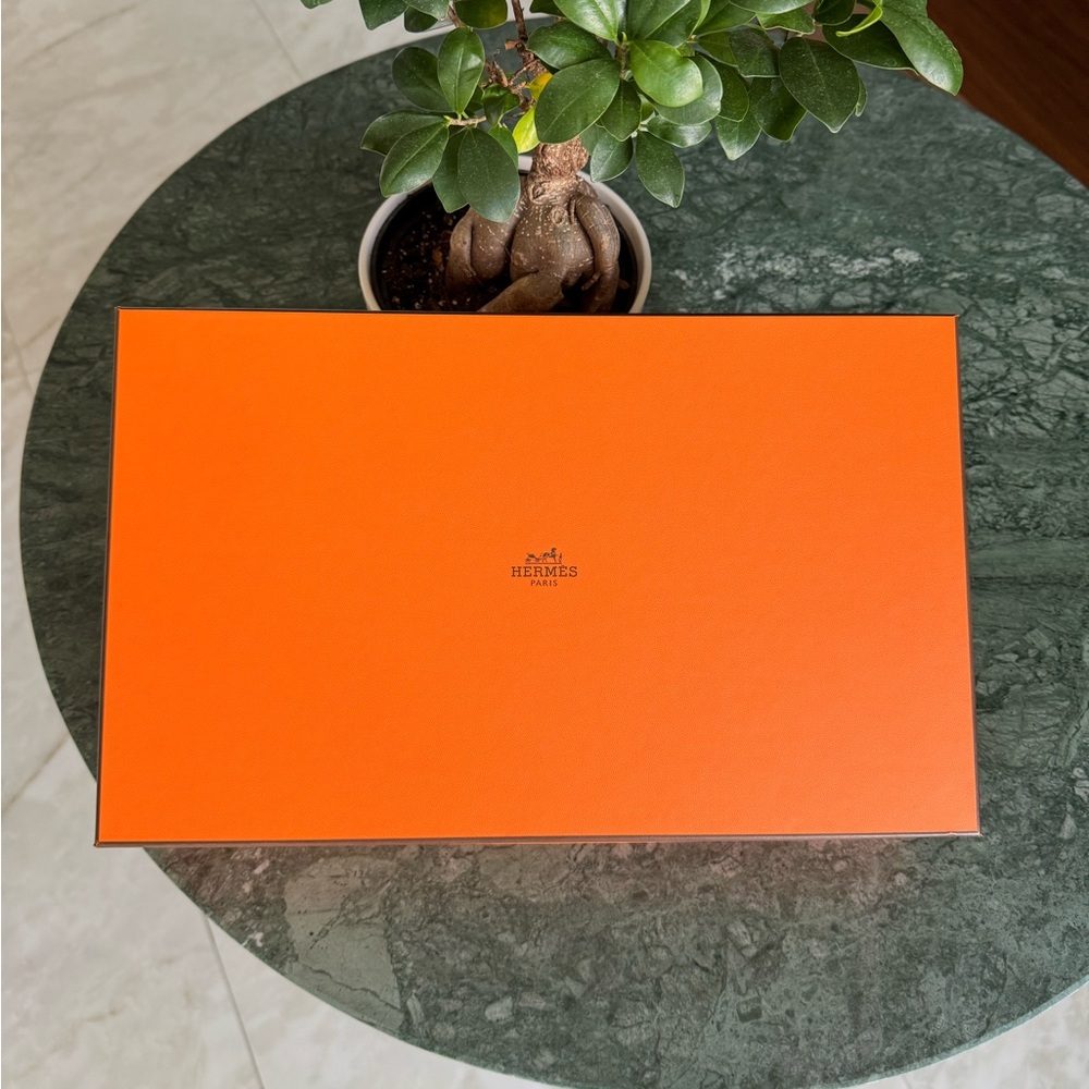 Hermès ⭐️ Empty Gift Storage Box for Shoes or Bag 15 3/4” x 9.5” x 2 3/4”